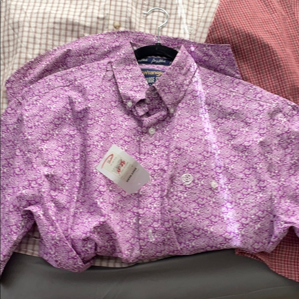 Button ups - Picture 2 of 7